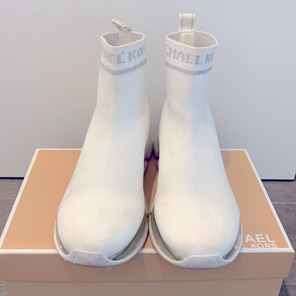 Michael Kors Booties - Picture 3 of 5